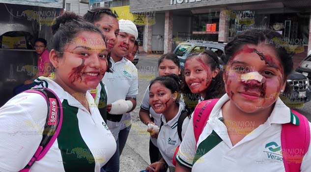 Estudiantes hacen retroceder la violencia y el bullying en Tuxpan Estudiantes hacen retroceder la violencia y el bullying en Tuxpan