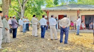 Exigen que PEMEX les cumpla en Álamo