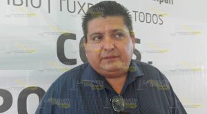 Familias viven al borde del despeñadero en Tuxpan Familias viven al borde del despeñadero en Tuxpan