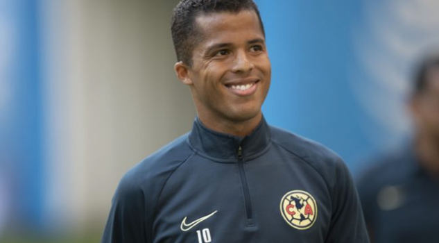 Giovani dos Santos levanta la mano para regresar al Tricolor