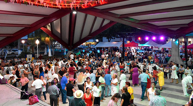 Jueves de Danzón en vivo en Poza Rica Jueves de Danzón en vivo en Poza Rica