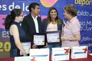 María de la Luz Straffon, voluntaria del año del CIJ de Poza Rica María de la Luz Straffon, voluntaria del año del CIJ de Poza Rica