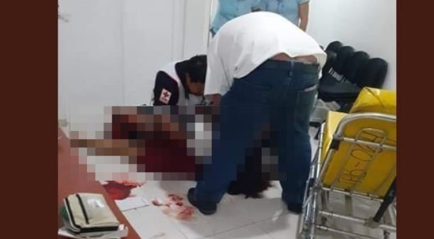 Mujer es apuñalada por su pareja durante audiencia por violencia familiar