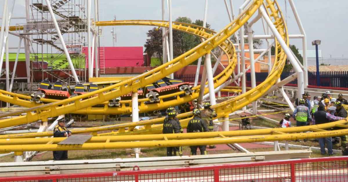 (Actualización) Se descarrila juego de La Feria de Chapultepec; mueren 2 personas