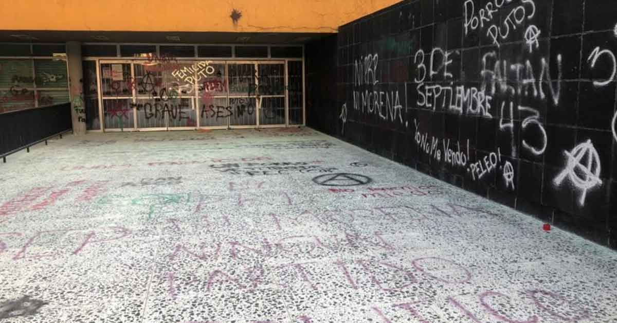 Directores de la UNAM respaldan castigo a responsables de vandalizar la Rectoría