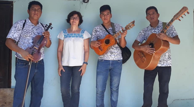 Realiza IVEC registro de sones de la fiesta de Xantolo