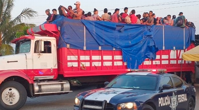 Rescatan a 172 migrantes en límites entre Tabasco y Veracruz Rescatan a 172 migrantes en límites entre Tabasco y Veracruz