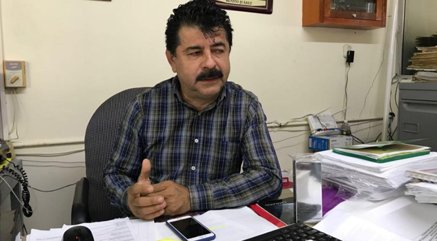 Sin aprobar maestros en instituciones educativas de Tihuatlán