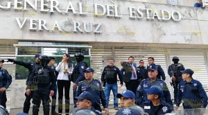 Tensión en la Físcalia tras destitución temporal a Winckler Ortiz en Xalapa