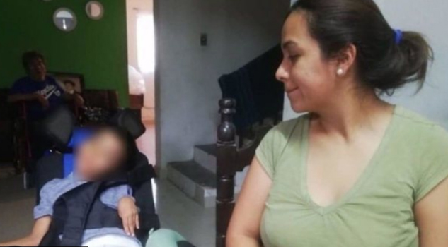 Tras morder una pila, niño de cinco años termina con parálisis cerebral