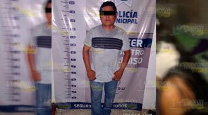 Violento marido le abre la cabeza a su esposa en Espinal, Veracruz Violento marido le abre la cabeza a su esposa en Espinal, Veracruz