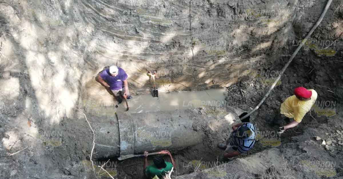 Trabaja CAEV en megafuga que dejó sin agua a Poza Rica