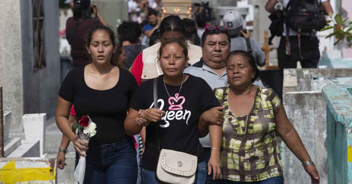El último adiós a las víctimas de la masacre de Coatzacoalcos