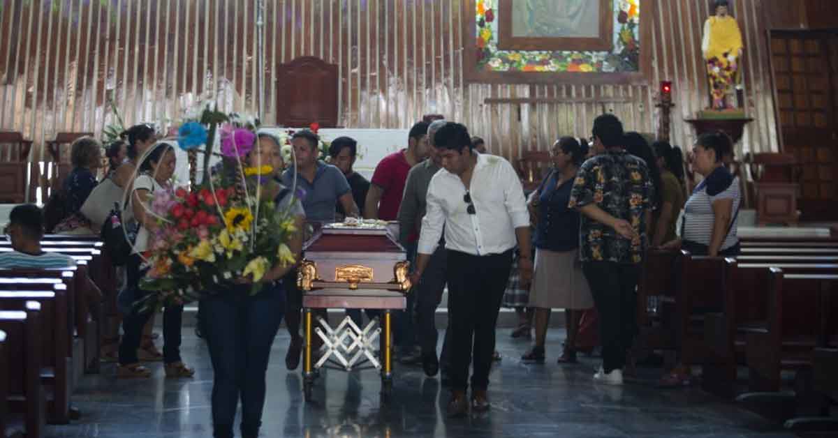 El último adiós a las víctimas de la masacre de Coatzacoalcos