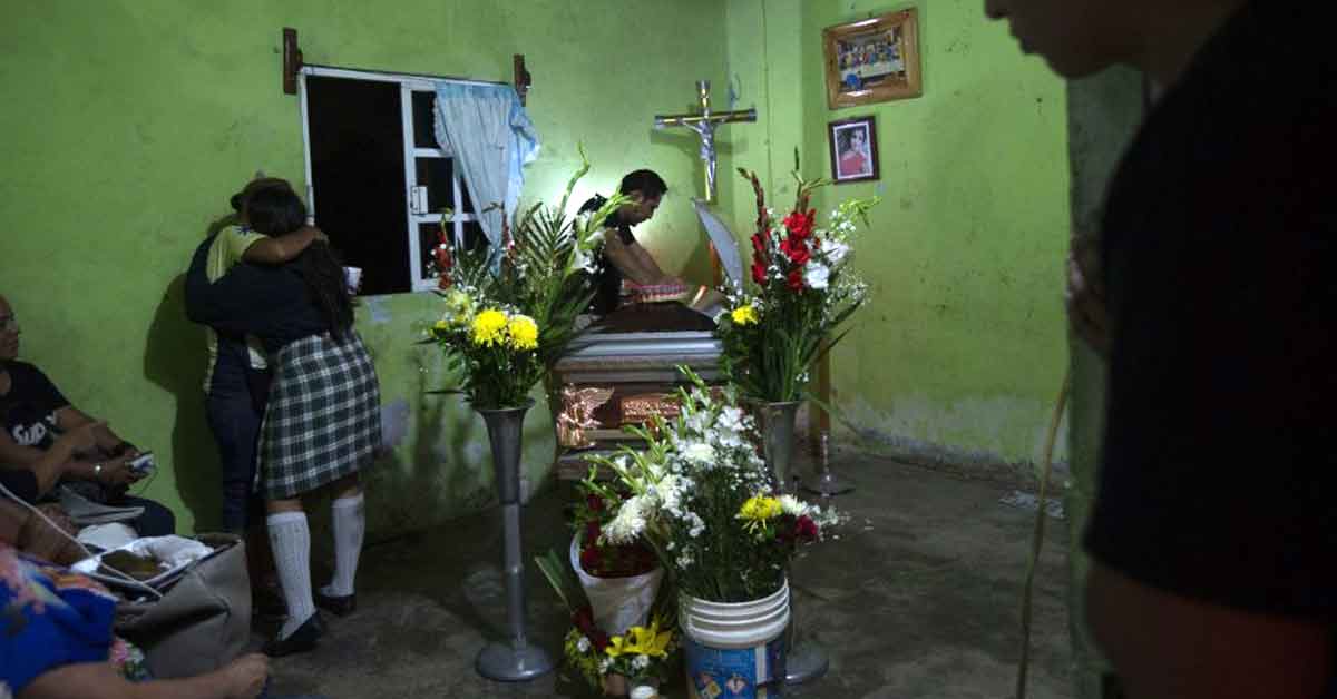 El último adiós a las víctimas de la masacre de Coatzacoalcos