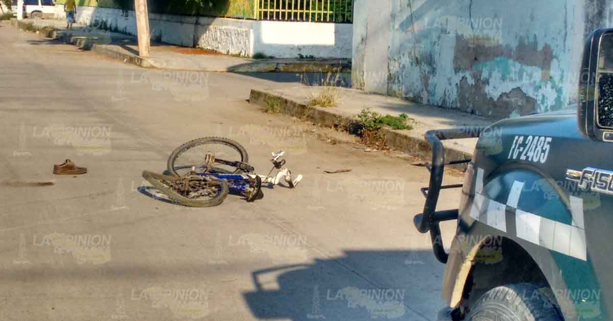 Muerte perdona a ciclista, lo arrollaron y atacaron a balazos