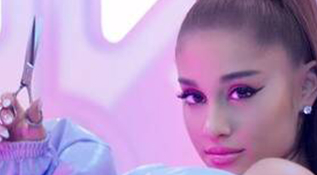 ¡Ariana Grande se corta su famosa cola de caballo! ¡Ariana Grande se corta su famosa cola de caballo!