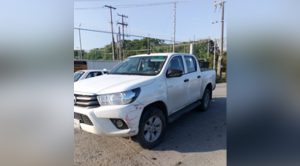 ¡Saca auto de la carretera! en el kilómetro 4 en Tuxpan