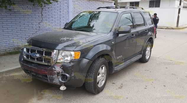 Taxi fue impactado por imprudente conductora