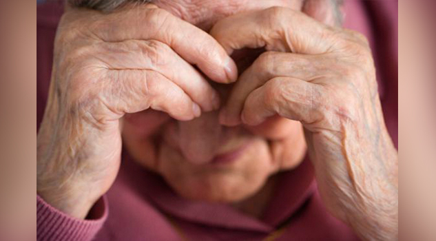 Sigue habiendo denuncias por maltrato de ancianos a manos de familiares, en Xalapa