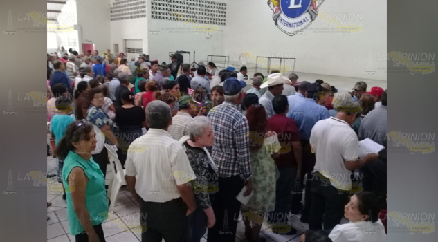 Sin contratiempos el pago a abuelitos cerroazulenses
