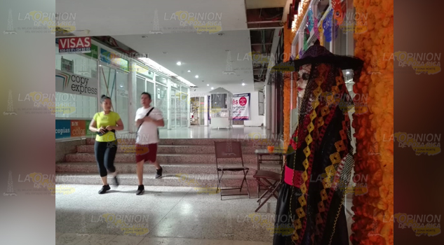 Suben las rentas, bajan las ventas y cierran comercios en Tuxpan