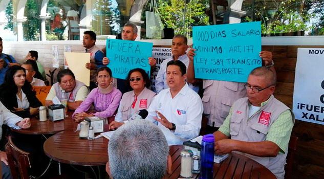 Ataca El Pulpo de taxistas; no quiere competencia Ataca El Pulpo de taxistas; no quiere competencia