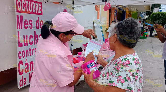 Concientizan sobre el cáncer de mama en Cerro Azul Concientizan sobre el cáncer de mama en Cerro Azul