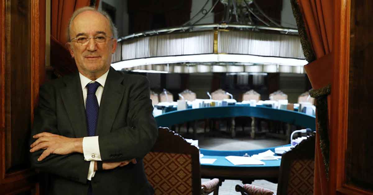 Santiago Muñoz Machado: "Hemos regulado el lenguaje humano 300 años. Ahora hay que evitar que las máquinas se desmadren"