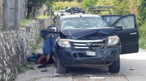 Enfrentamiento entre militares y civiles armados