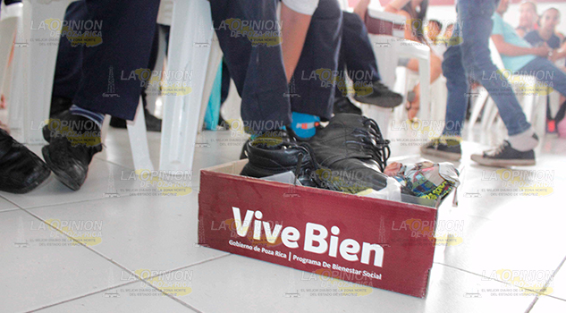 Ofertan apoyos de Vive Bien en Poza Rica Ofertan apoyos de Vive Bien en Poza Rica