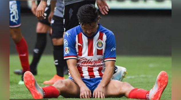 Oribe Peralta y Alexis Vega, de Chivas, víctimas de robo millonario