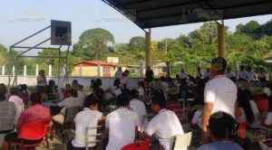Previenen a estudiantes de delito cibernético