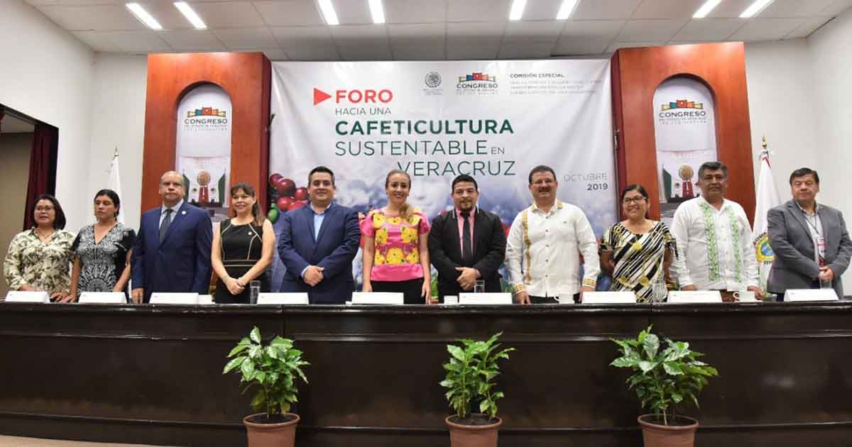 Realizan foro que prevé crear una reforma integral a la Ley del Café del Estado