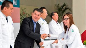 Reconocen a 75 médicos del IMSS zona norte de Veracruz por su labor Reconocen a 75 médicos del IMSS zona norte de Veracruz por su labor
