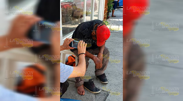 Sufre caída en pleno centro de la ciudad en Poza Rica Sufre caída en pleno centro de la ciudad en Poza Rica