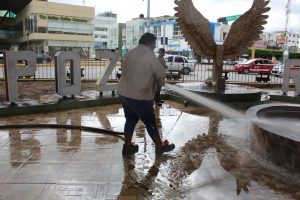 Toca "baño" al Paseo Raíces de Vida en Poza Rica oca baño al Paseo Raíces de Vida en Poza Rica
