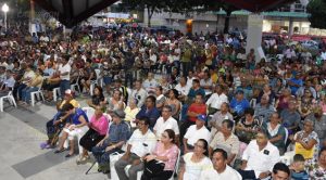 Toma protesta Javier Velázquez a 3 mil jefes de manzana