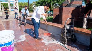 Avanza restauración de plaza Pueblo Viejo
