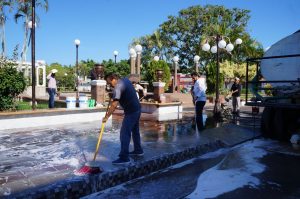 Avanza restauración de plaza Pueblo Viejo