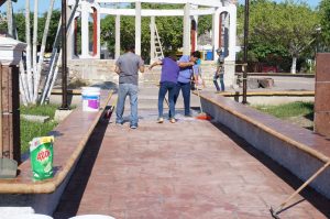Avanza restauración de plaza Pueblo Viejo