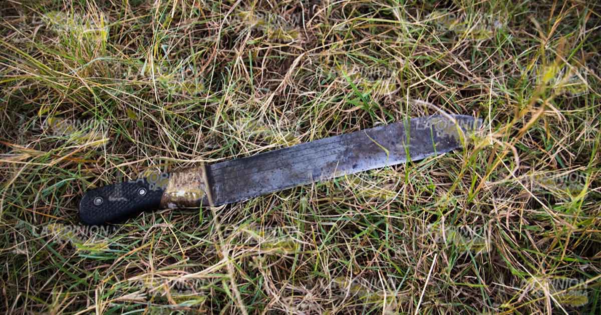 Se lesiona con machete, en Huejutla
