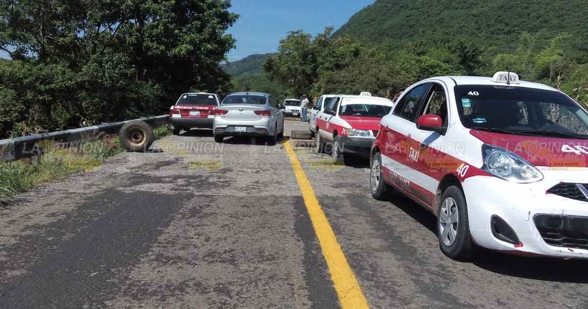 ¡Conflicto entre grupos de taxistas en los límites de Veracruz e Hidalgo!