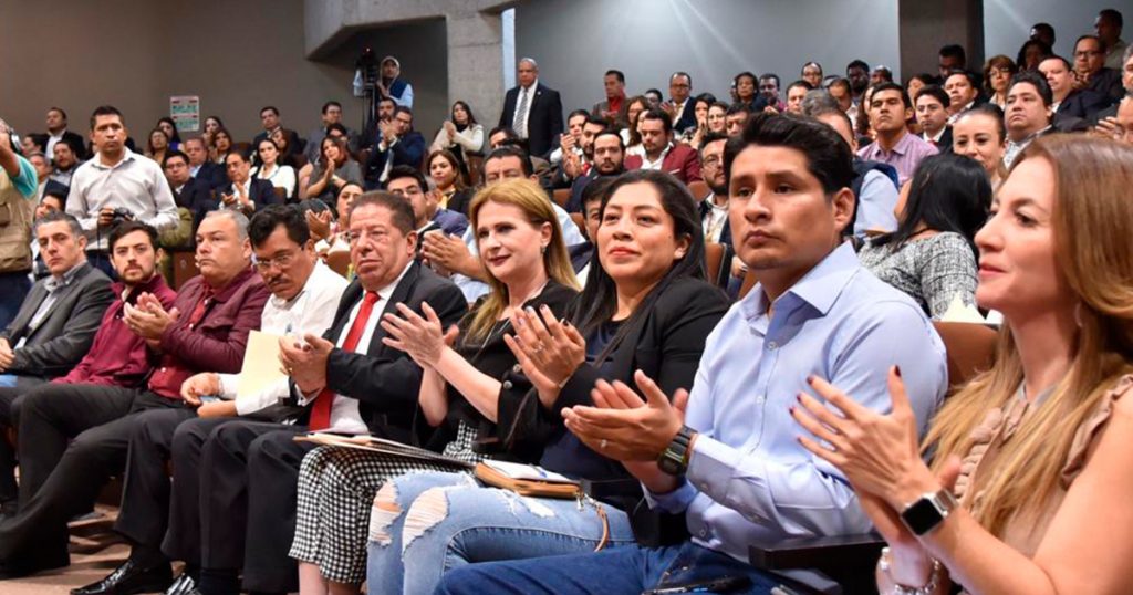 Responde titular de Sefiplan preguntas de diputados del Congreso local