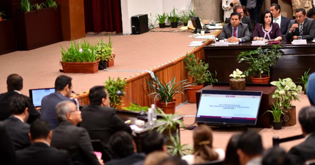 Responde titular de Sefiplan preguntas de diputados del Congreso local