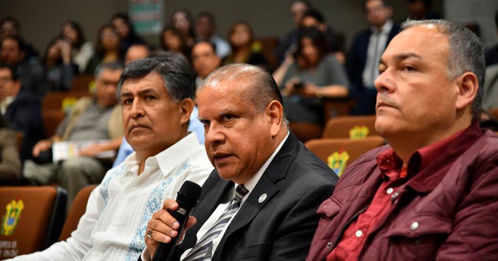 Responde titular de Sefiplan preguntas de diputados del Congreso local