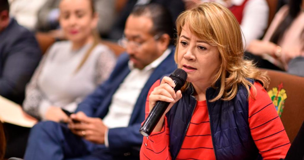 Responde titular de Sefiplan preguntas de diputados del Congreso local
