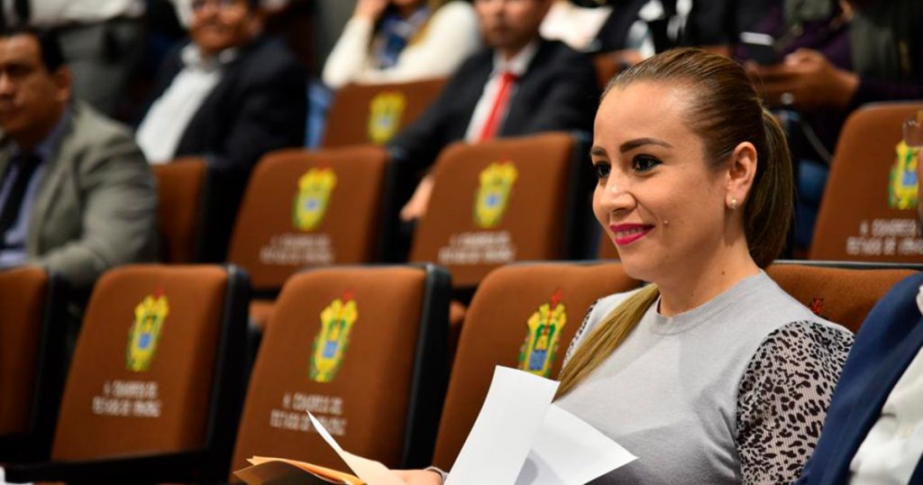 Responde titular de Sefiplan preguntas de diputados del Congreso local
