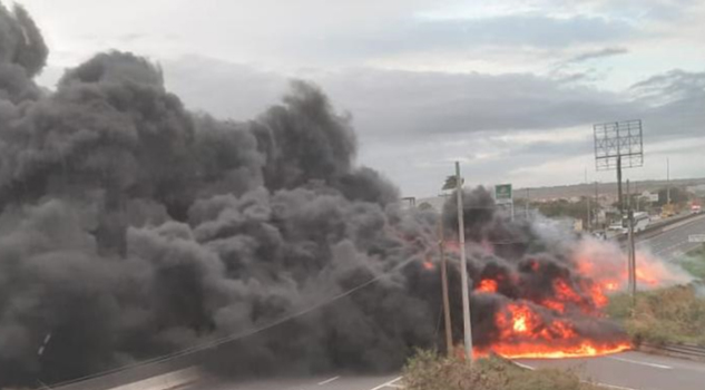 ¡Arde pipa en el Puerto!