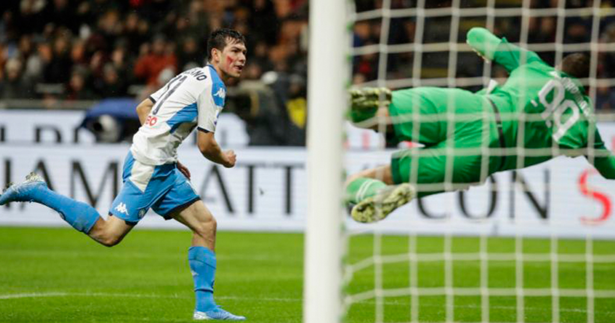 Hirving Lozano anotó su segundo gol en serie a ante milan